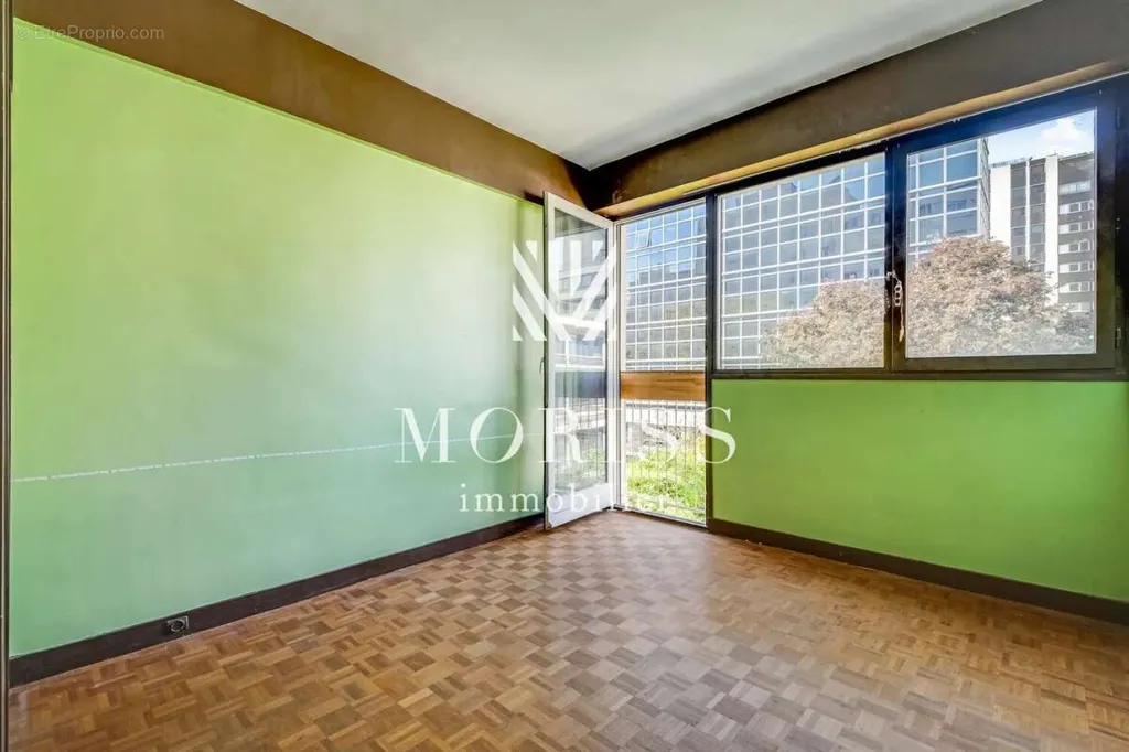 Appartement 4 pièces à Paris-17e