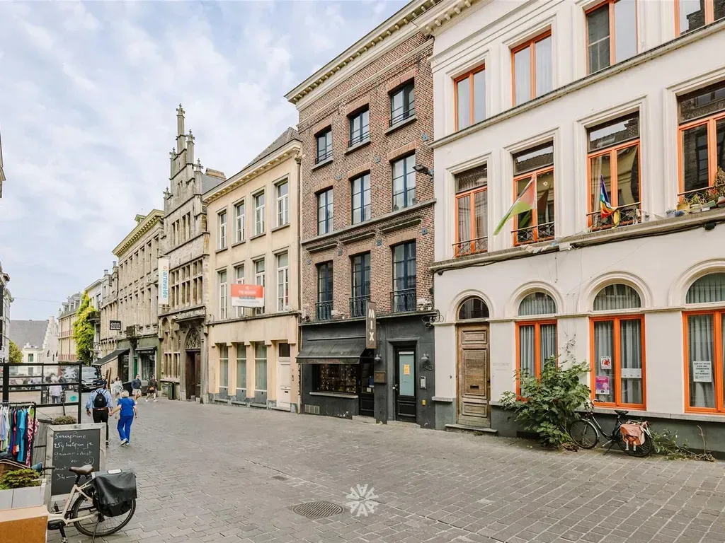 Extérieur - Cocktailbar historique dans le centre de Gand