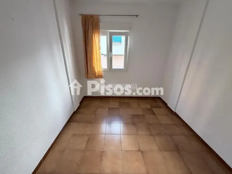 Rooms - Apartment with Climalit Windows in Reina Sofía