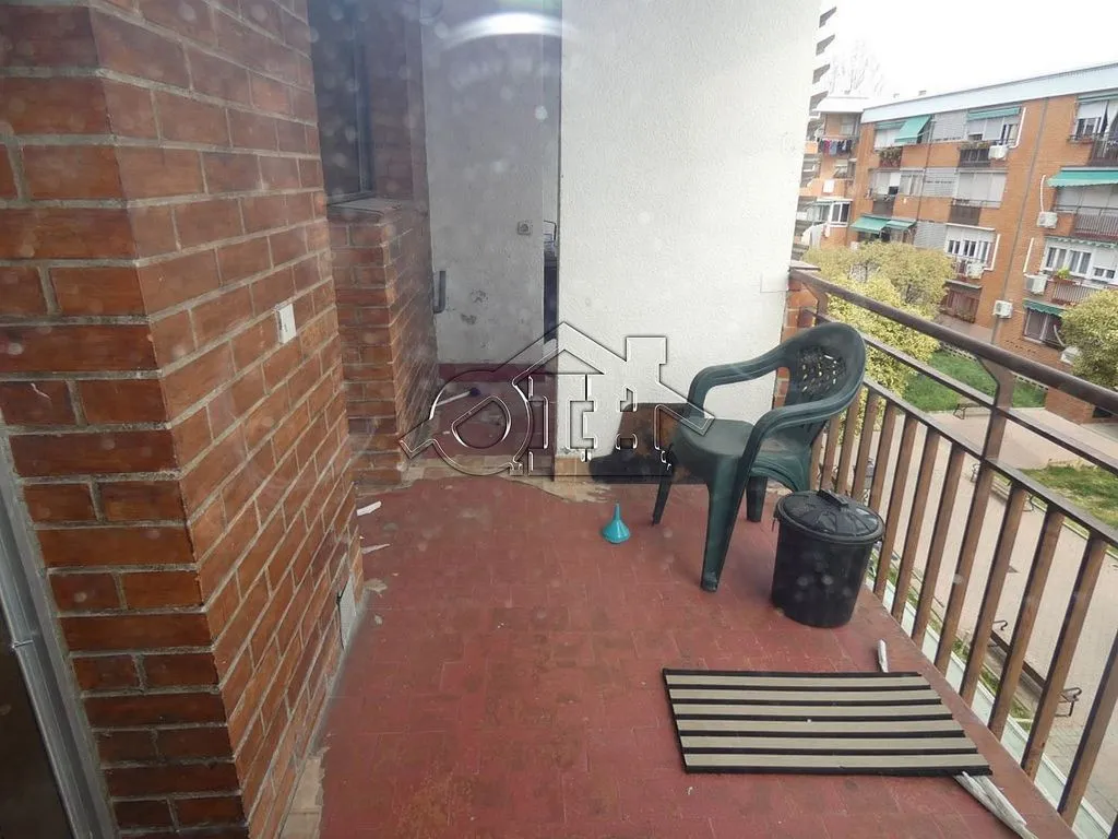 Balcon - Spacious Apartment with Terrace in Usera, Madrid