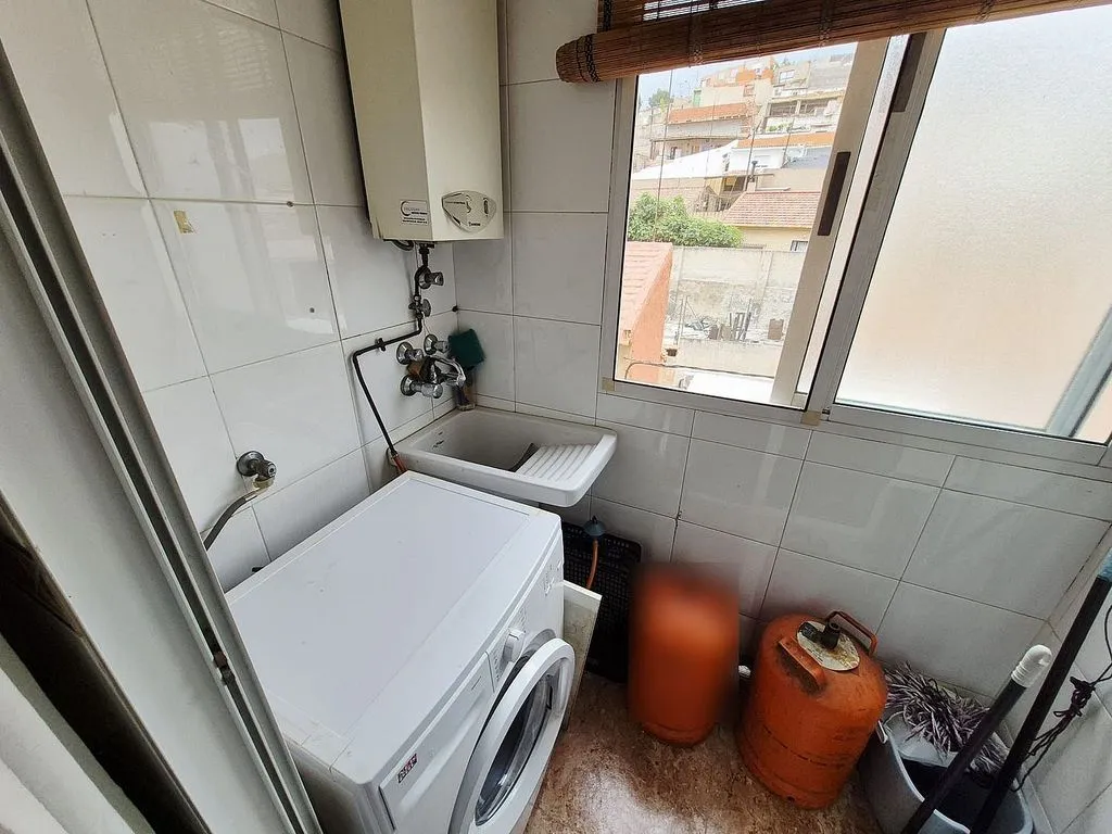 Pesuköök - 3-Bed Flat with Balcony in Cabezo de Torres