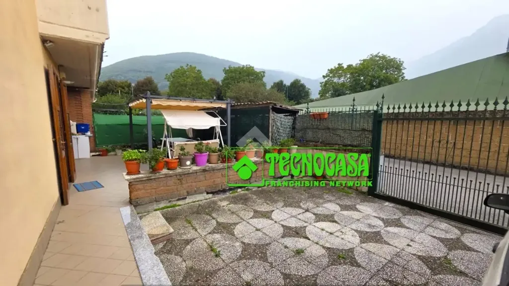 Terrazza - Appartamento con giardino privato a Mercogliano