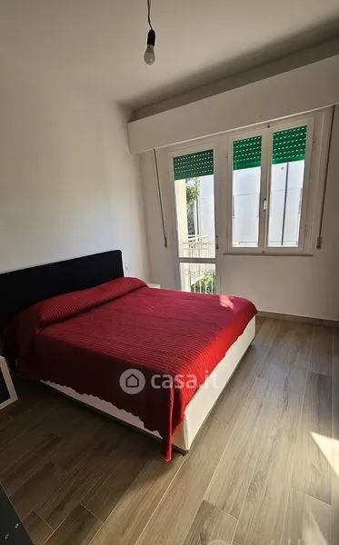 Chambres - Rented Trilocale with Balcony in Pisa