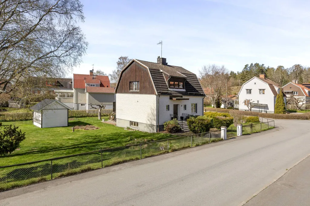 5-toaline maja asukohas Åtvidabergs kommun