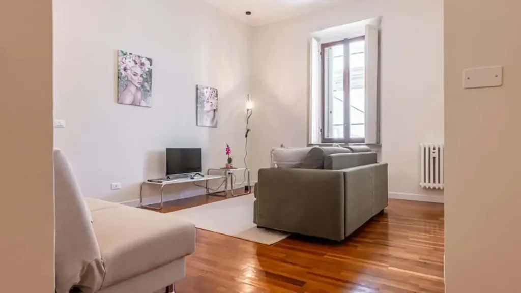 Living Room - Fully Furnished Studio in Milan