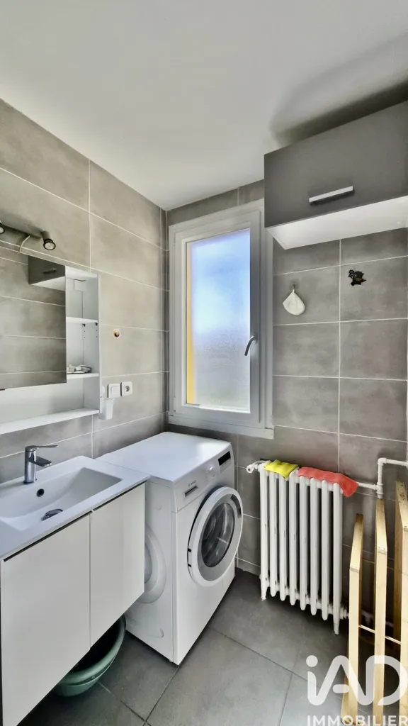 Buanderie - Appartement 3 Pièces avec Parking à Clamart