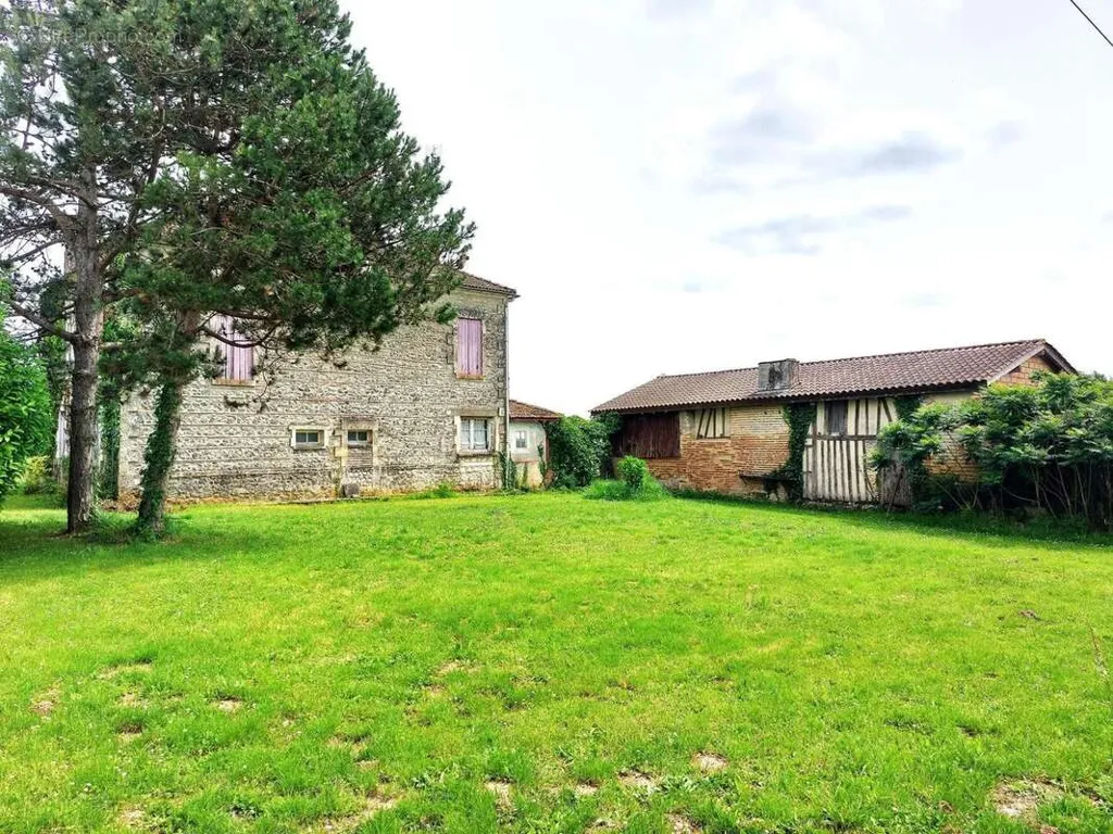 4-room house in Fauillet