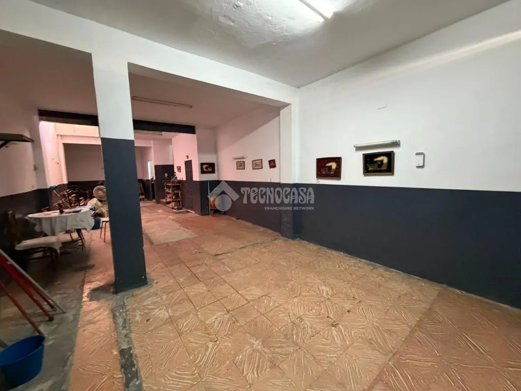 Pièces - Adosado with Reform Potential in Torreblanca