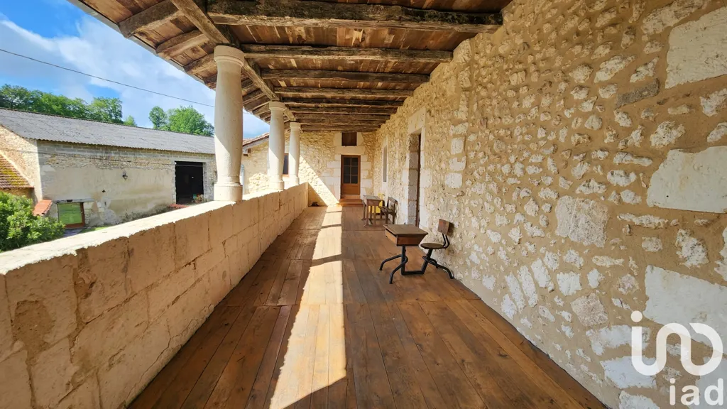 Terrass - Renaissance Manor with 14 Ha in Jaure