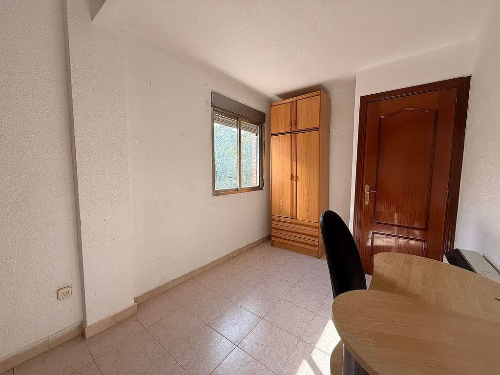 Kabinet - Apartment with Terrace in Pinto Centre