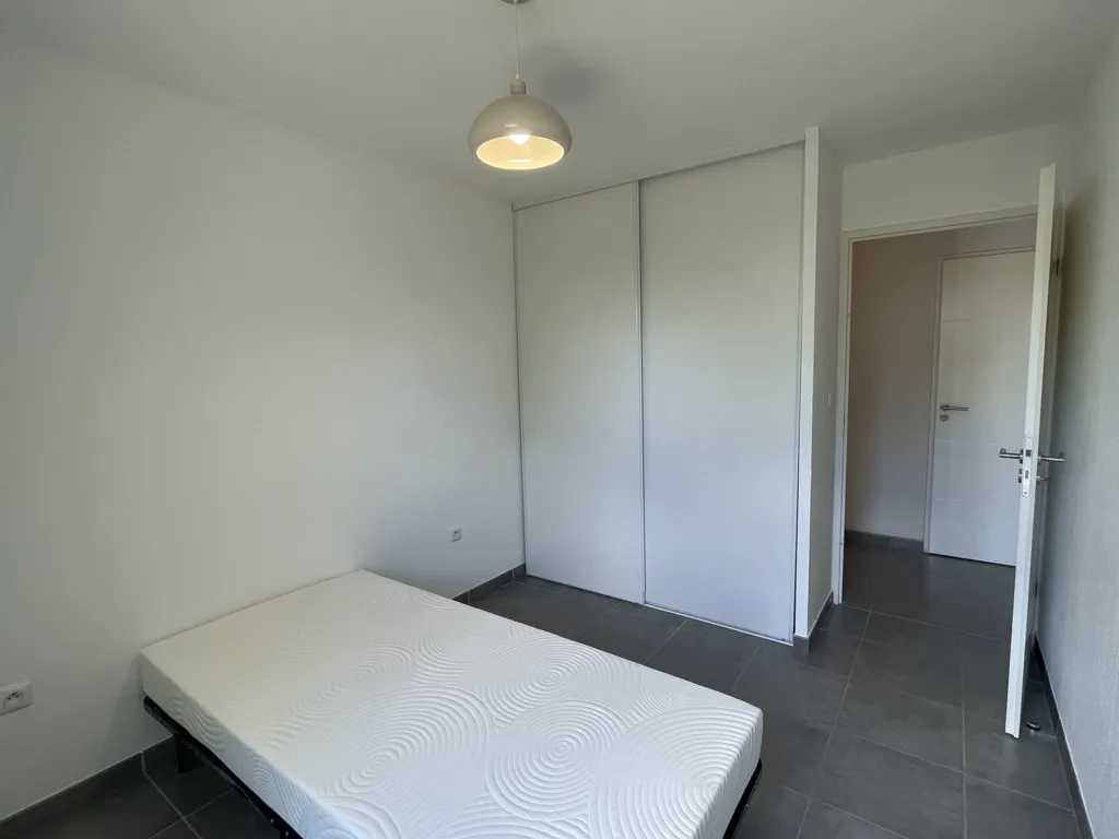 Bedrooms - Furnished Flat with Garden in Colomiers