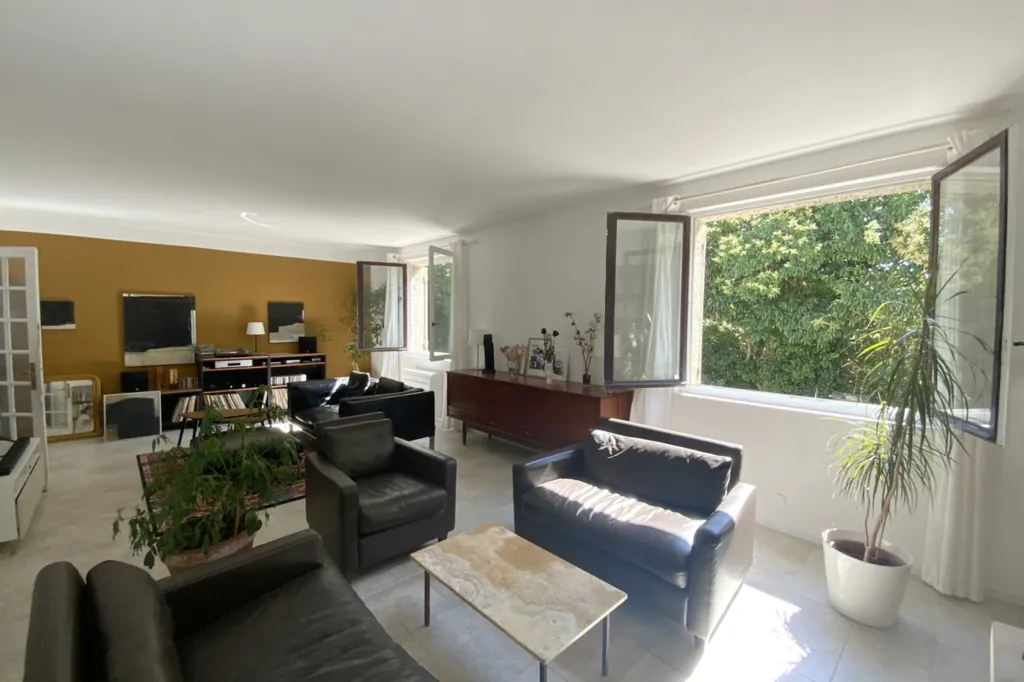 Séjour - Maison avec Piscine et Vue Jardin à Uzès