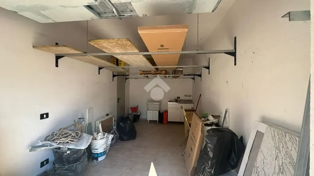 Garaaž - Modernised Apartment with Balcony in Campegine