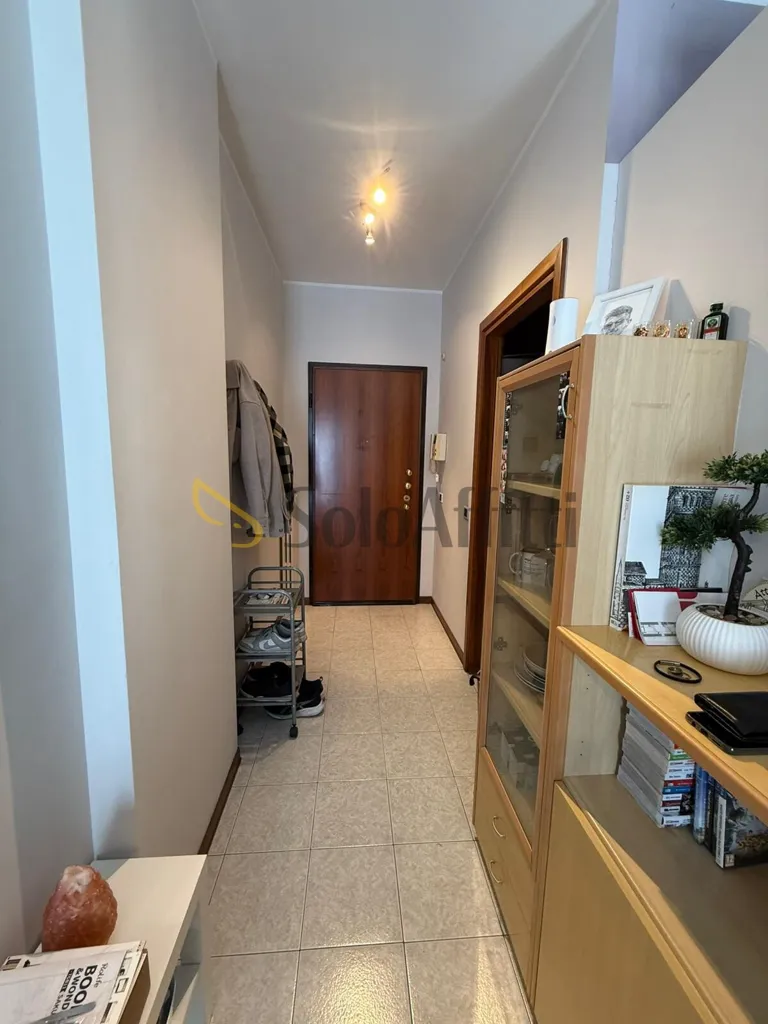 Esik - Studio Apartment with Balcony in Modena