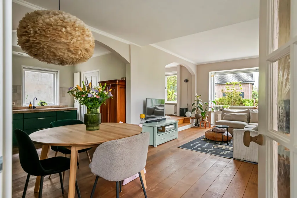 Salle à manger - Charming Free-Standing House with Garden View in Deil