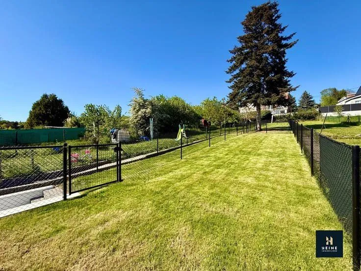Garden - New Build Flat with Garden in Seilles
