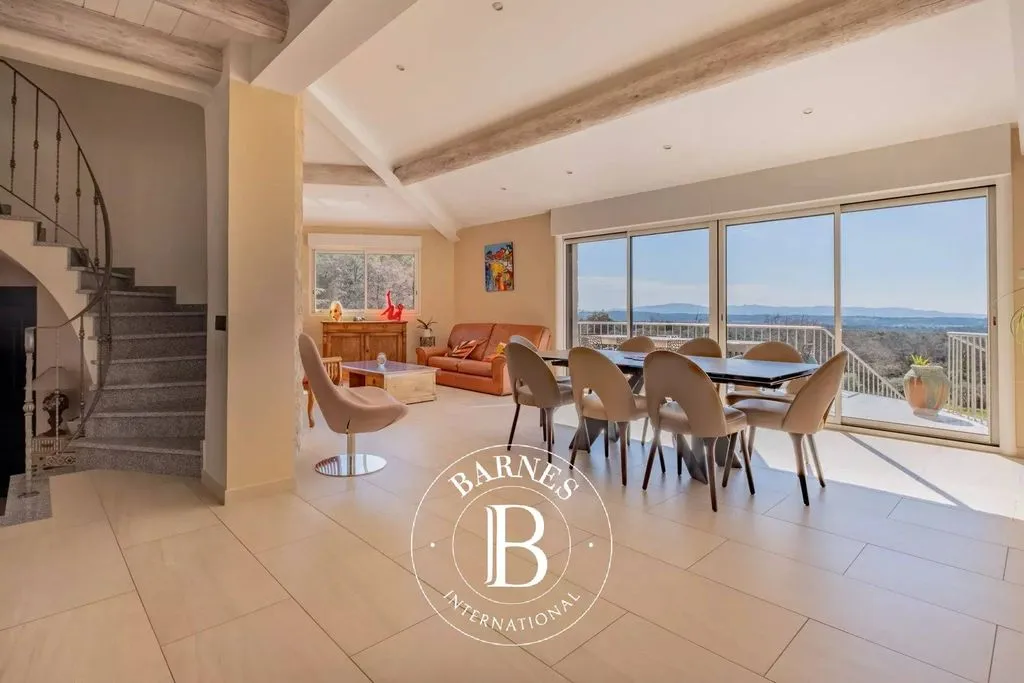 Maison de Luxe avec Vue Panoramique à Aix-en-Provence