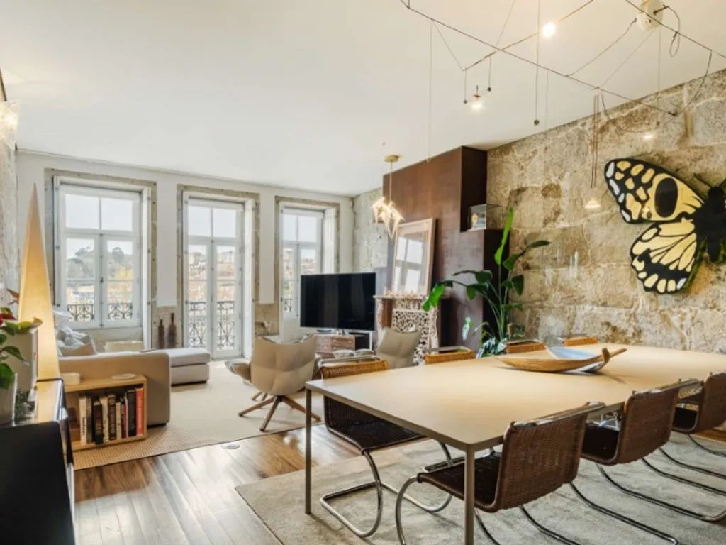 Dining Room - Luxury Apartment with Pool in Porto