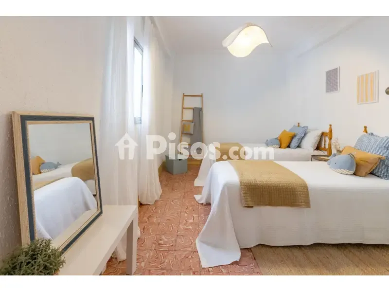 Chambres - Apartment with Balcony in Gandía Centre