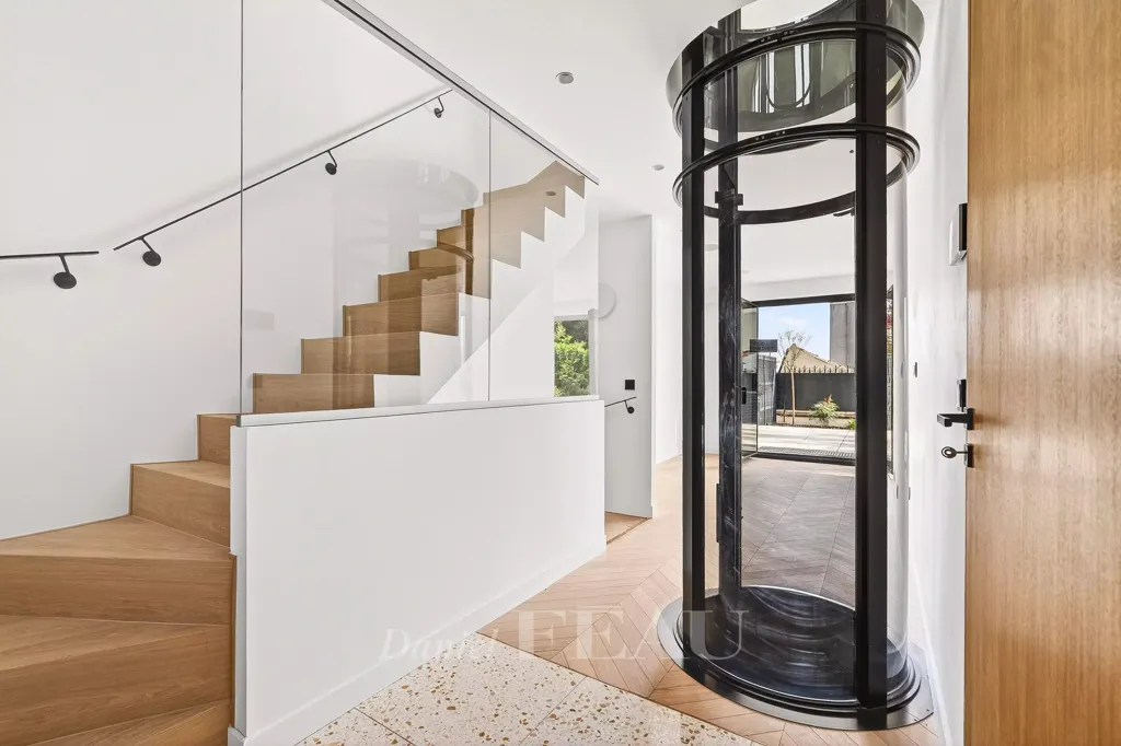 Pièces - Maison Contemporaine avec Vue Paris à Suresnes
