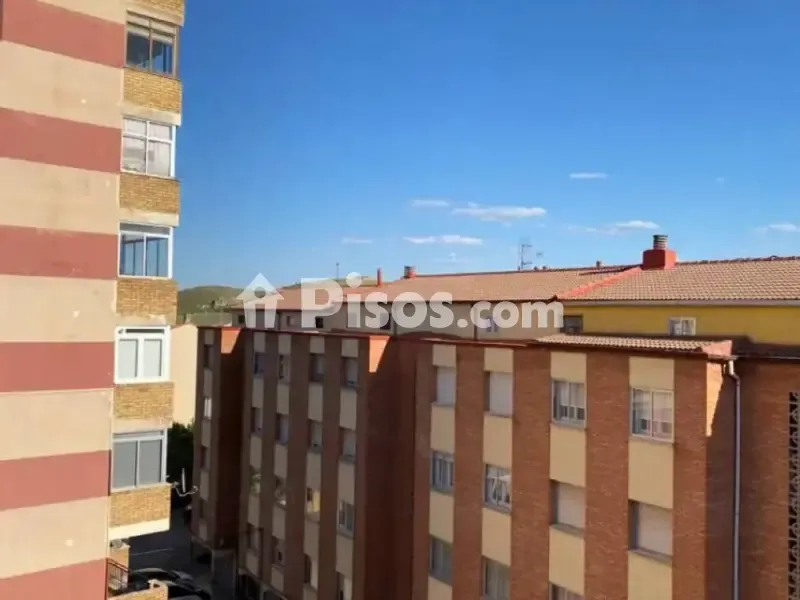 Rõdu - Reformed Flat with Terrace in Molina de Aragón