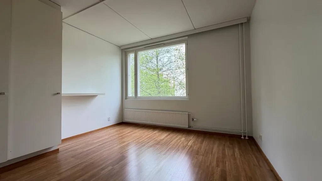 Toad - Spacious Apartment with Balcony in Virkkala, Lohja