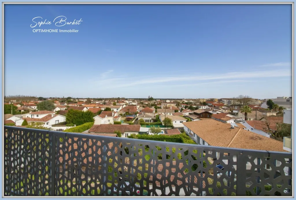 Rõdu - Spacious 4-Bed Flat with Terraces in La Teste-de-Buch