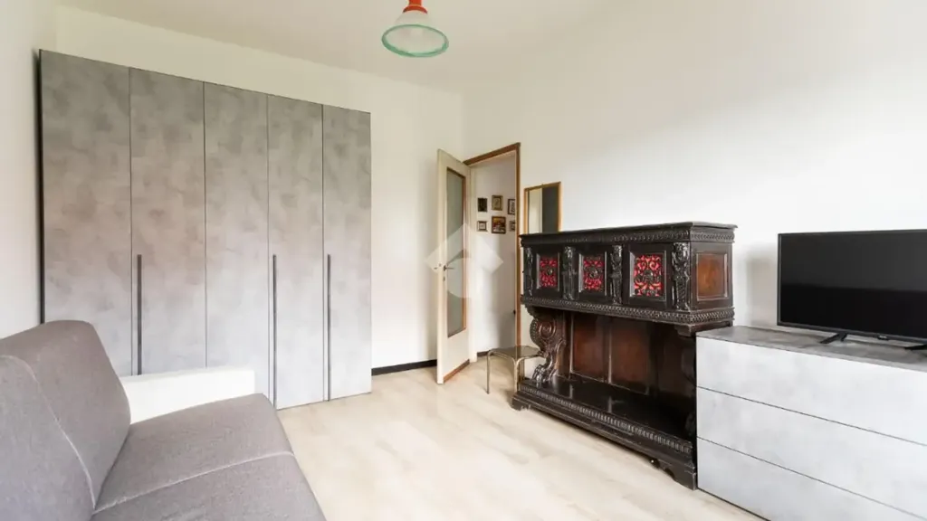Magamistoad - West-Facing Studio with Balcony in Milan