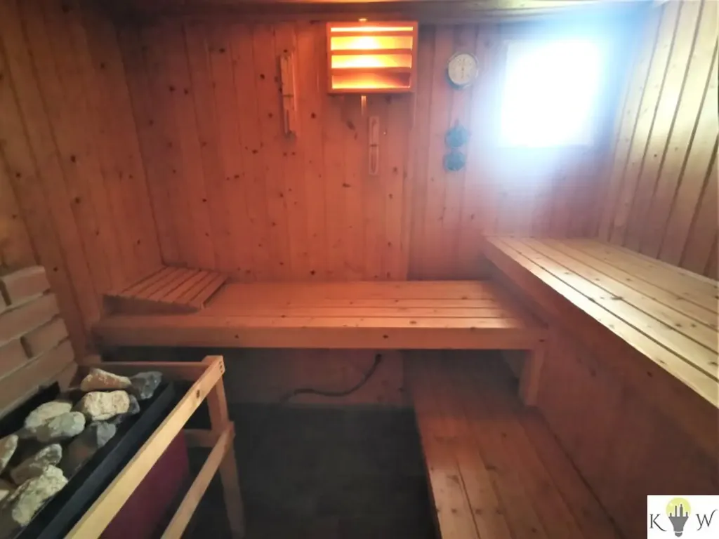 Stanze - House with Private Lake Access in Quiet Location