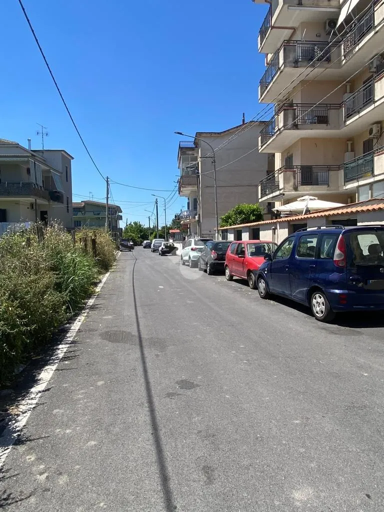Esterno - Appartamento con terrazzo in parco ad Acerra