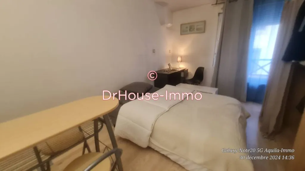 Camere da letto - Studio with East View in Lyon Centre