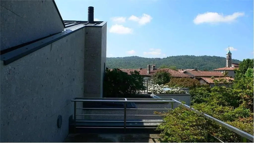 Balcon - Luxury Villa with Lake View in Lipomo