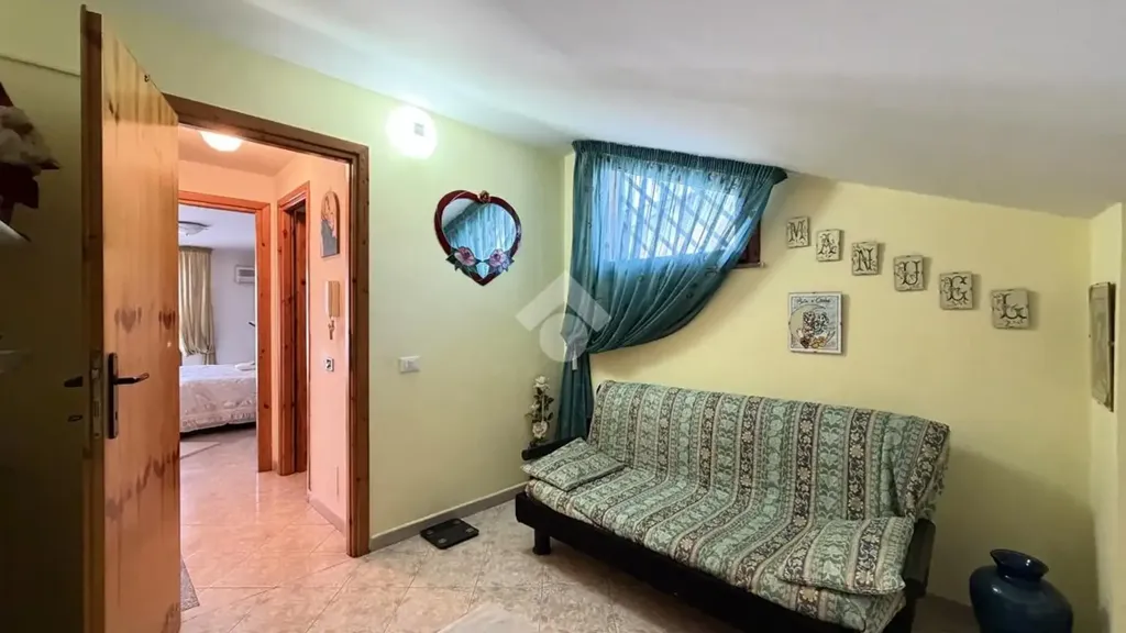 Elutuba - Terraced Villa with Private Garden in Ardea