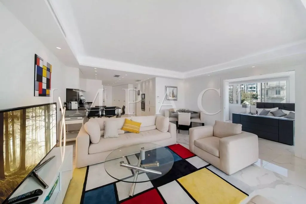 Séjour - Appartement Luxe avec Vue Mer à Cannes