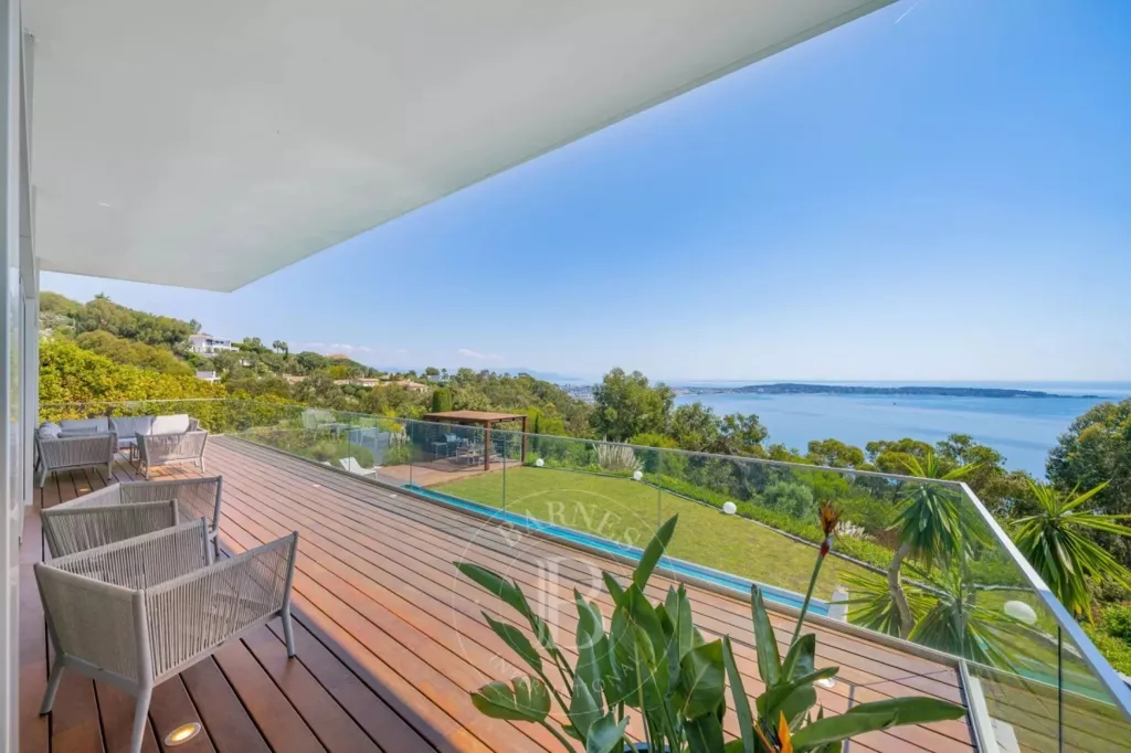 Terrasse - Villa Moderne Vue Panoramique à Super Cannes