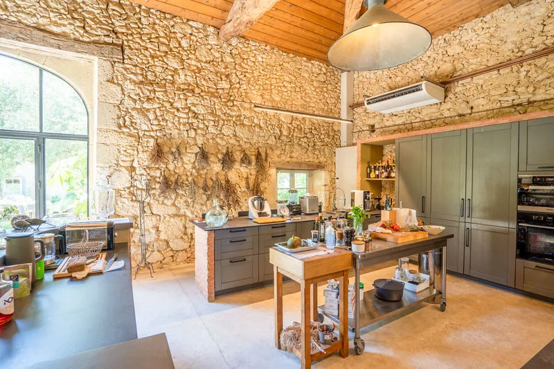 Cuisine - Hamlet Rénové avec Vue sur les Pyrénées à Condom