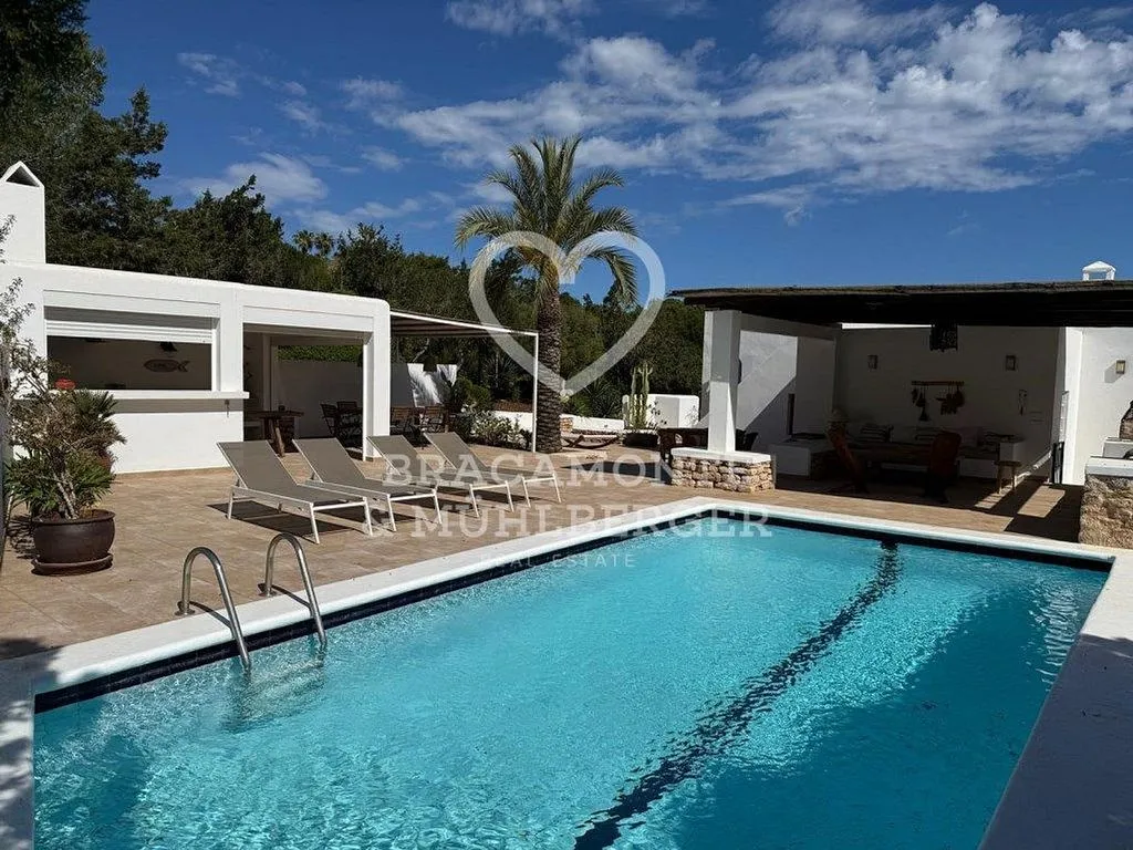 Bassein - Chalet with Pool and Terrace in San Carlos