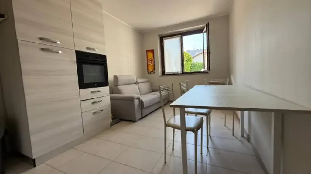 Salle à manger - Rustic Bilocale with Private Garden in Turate