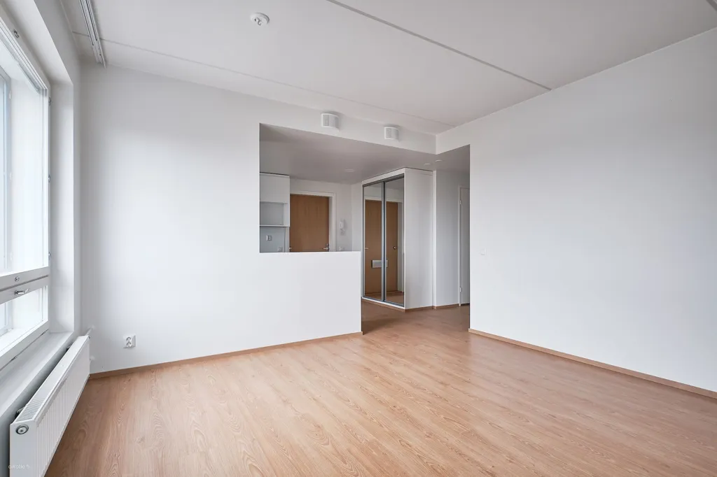 Pièces - Modern Apartment with Balcony in Pähkinärinne, Vantaa