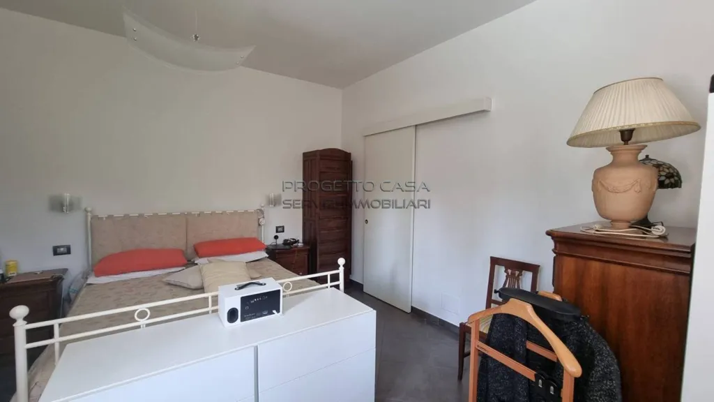 Chambres - Semi-detached Villa with Garden in Bra