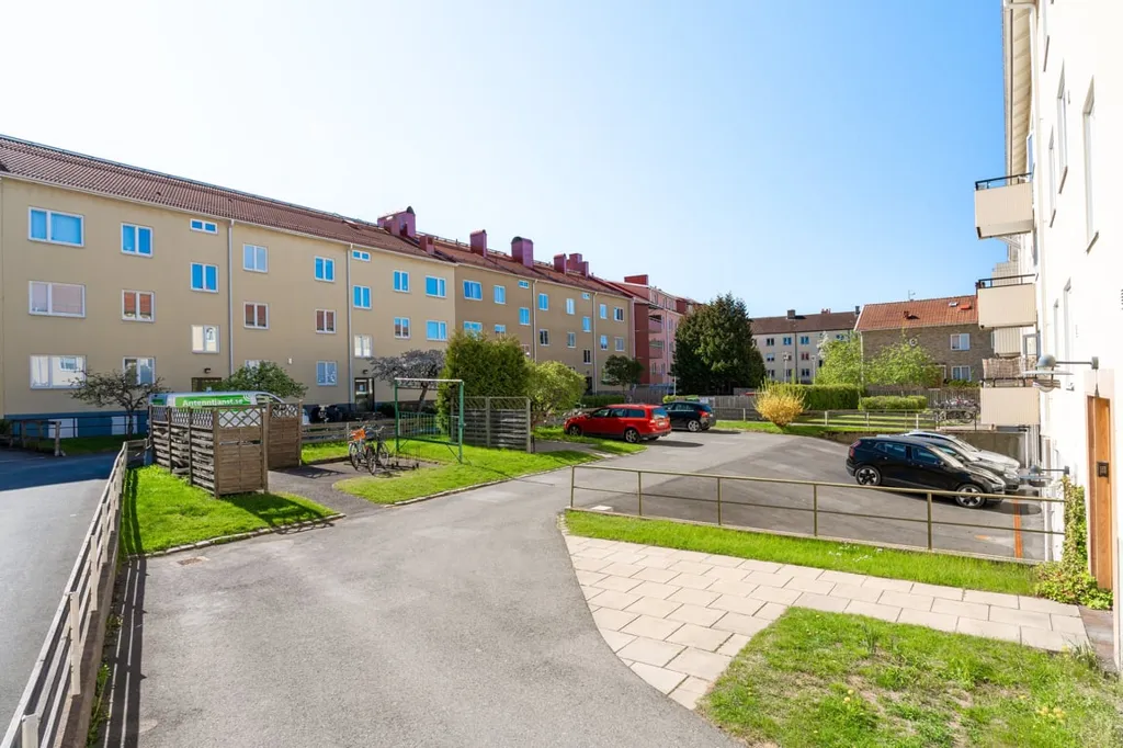 Extérieur - 1st Floor Apartment with Balcony in Torpa