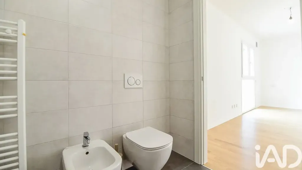 Vannitoad - Newly Built Apartment with Balcony in Cantù