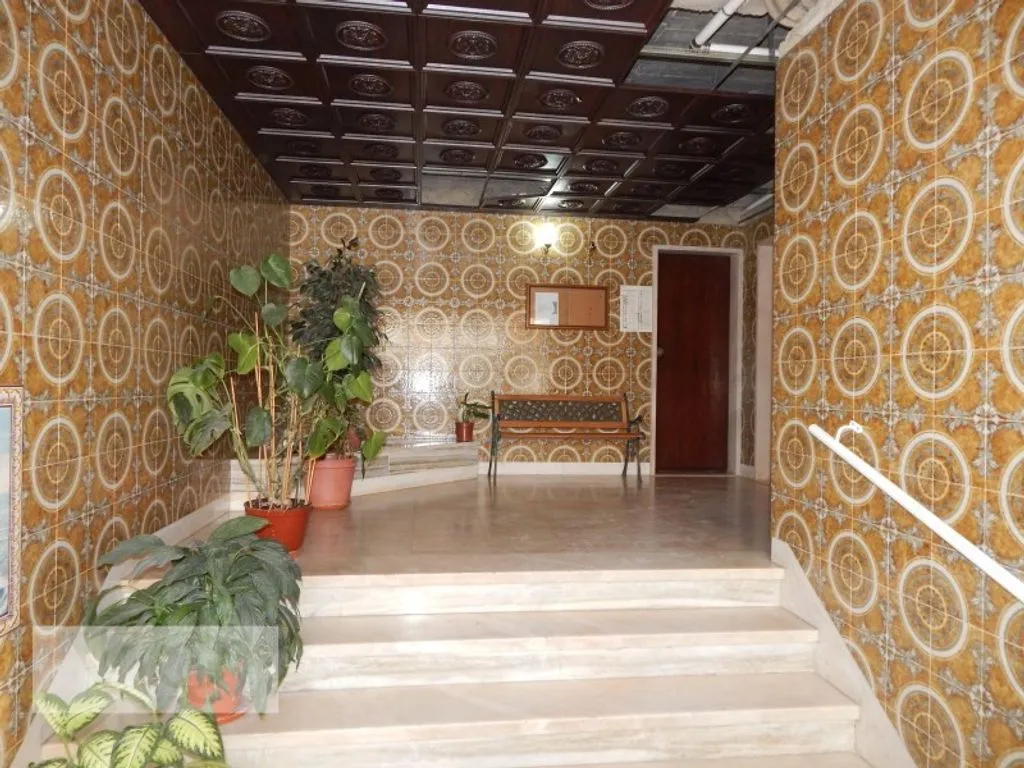 Entrée - Renovated Flat with Solar Orientation in Oeiras