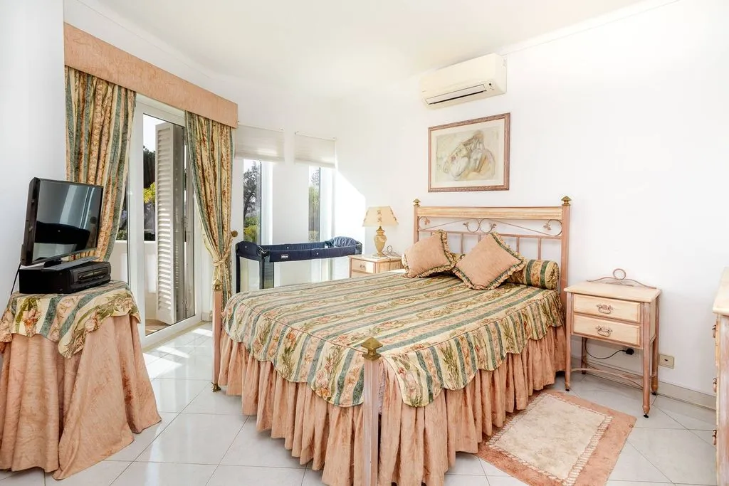 Magamistoad - Detached House with Pool in Vilamoura