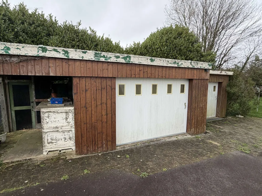 Garage - House with Garden in Plouigneau