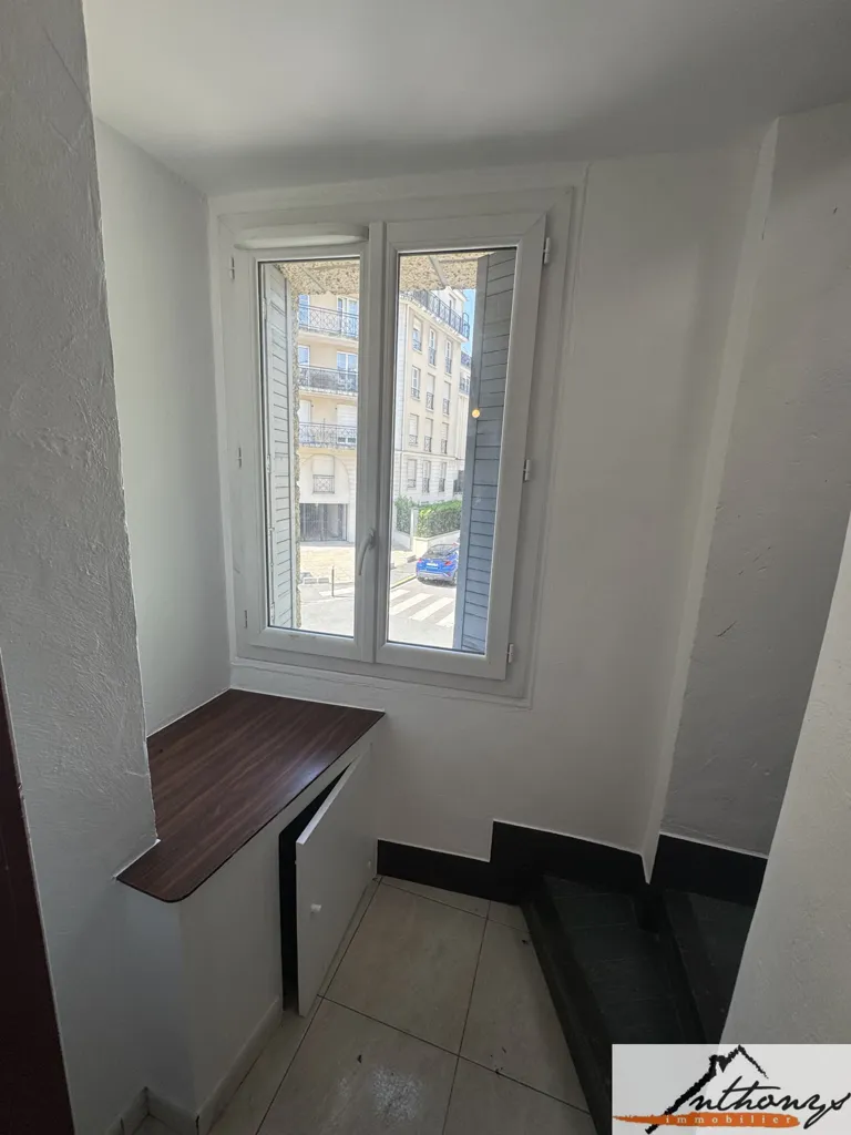 Balcon - Appartement avec véranda à Rosny-s/Bois