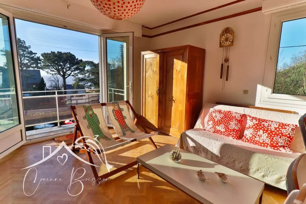 Elutuba - Duplex with Sea View near St Marc