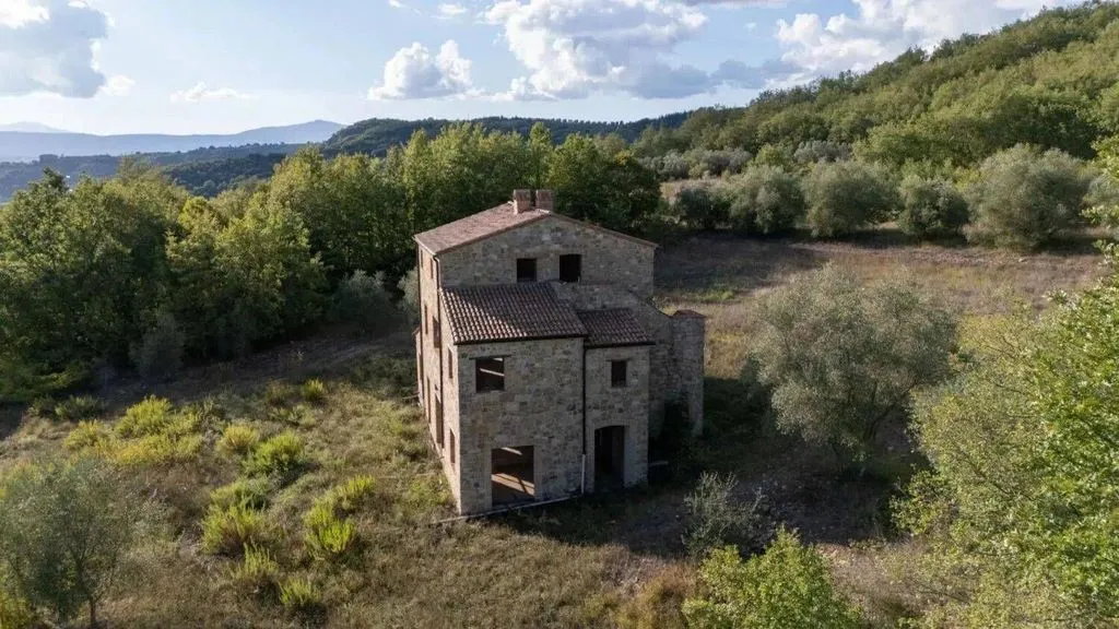 Õhuvaade - Panoramic Casale with Pool in Parrano, Umbria