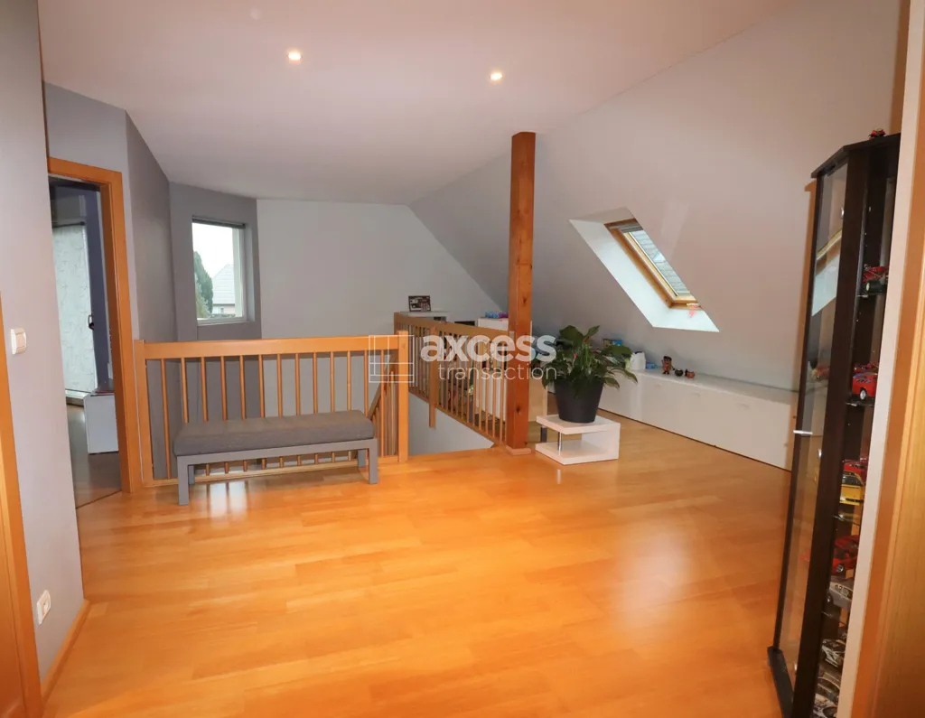 Pièces - Maison Contemporaine avec Terrasse à Gries