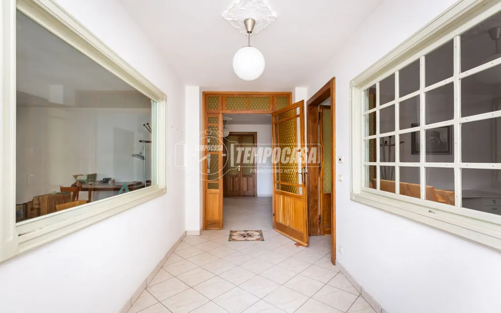 Esik - Bifamiliar Villa with Private Garden in Caprie